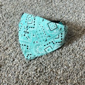 Dog/Cat collar with bandana